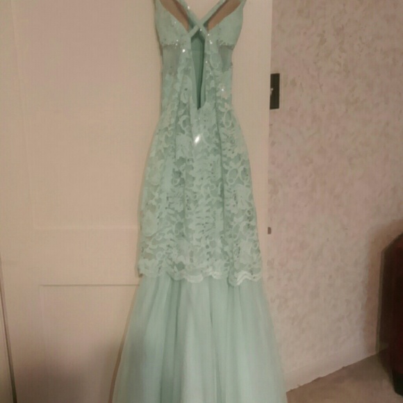 Blue prom dress - Picture 2 of 2