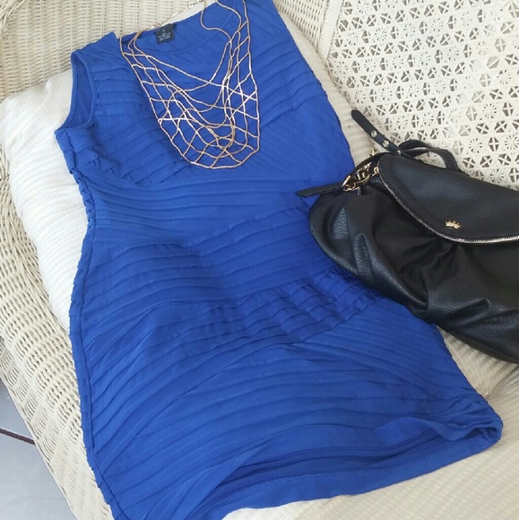 "HOST PICK". 🎀❤️💛💞🎈🎉 - Picture 2 of 4