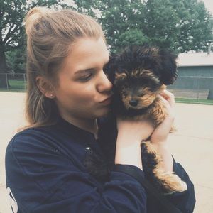 Meet your Posher, Natalie