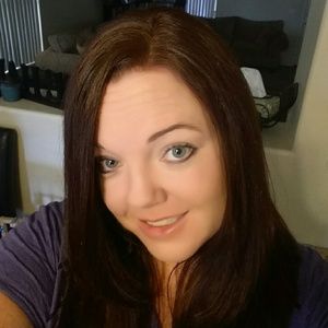 Meet your Posher, Tina