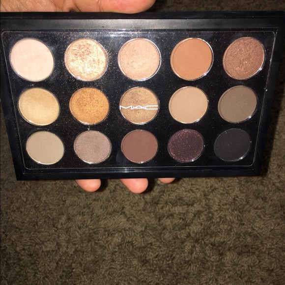 M•A•C Eyeshadow Palette