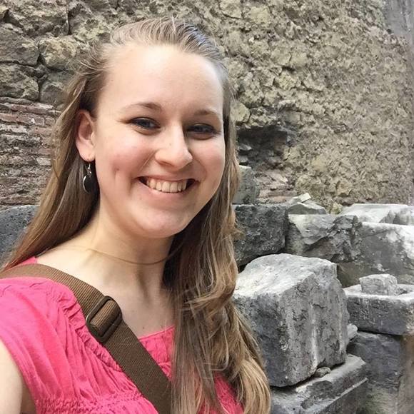 Meet your Posher, Cheyenne - Picture 1 of 1