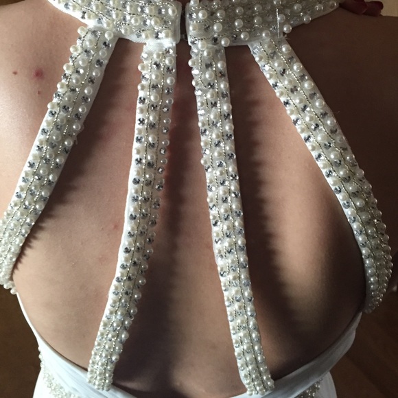 Wedding Dress👰 - Picture 3 of 4