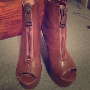 ZigiSoho Nadine wedges TAN