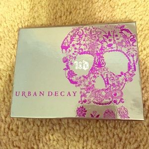 Urban Decay Beauty With An Edge Palette