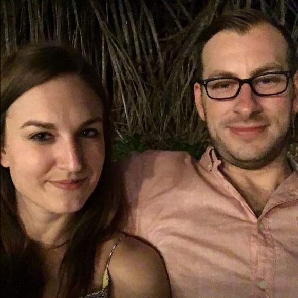 Meet your Posher, Lauren - Picture 4 of 4