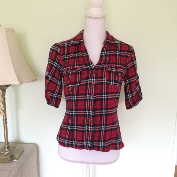 OP red plaid short sleeve top