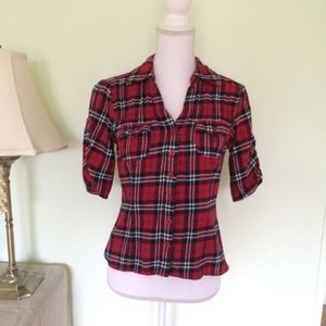 OP red plaid short sleeve top