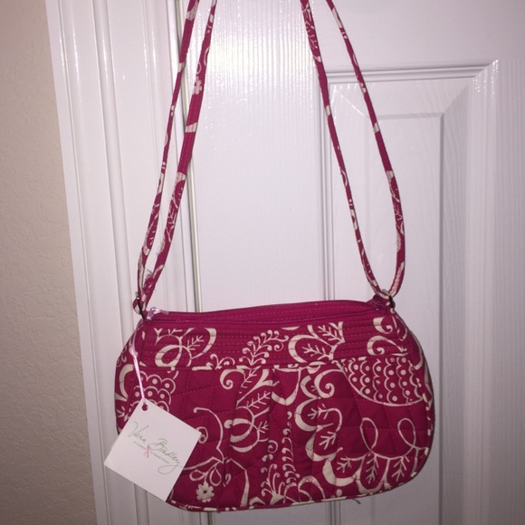 Vera Bradley Handbags - Vera Bradley Pink design purse NWT