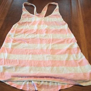 Lululemon tank. Never worn.