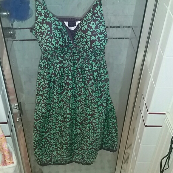 Dress - Picture 2 of 2