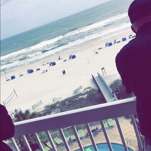 Meet your Posher, Annie