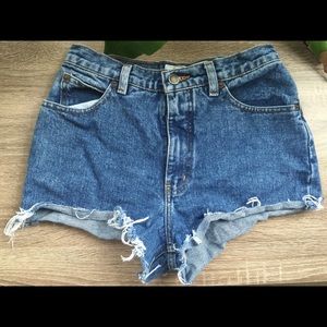 Anne Klein high waisted shorts