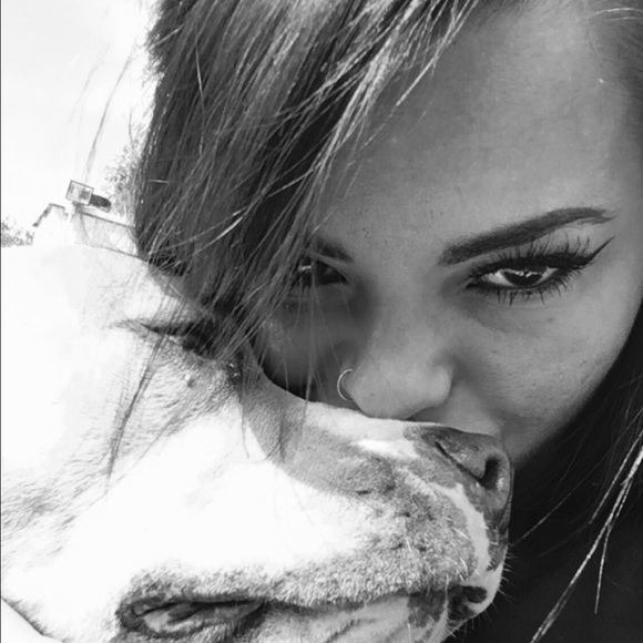 Meet your Posher, Ashley - Picture 1 of 1