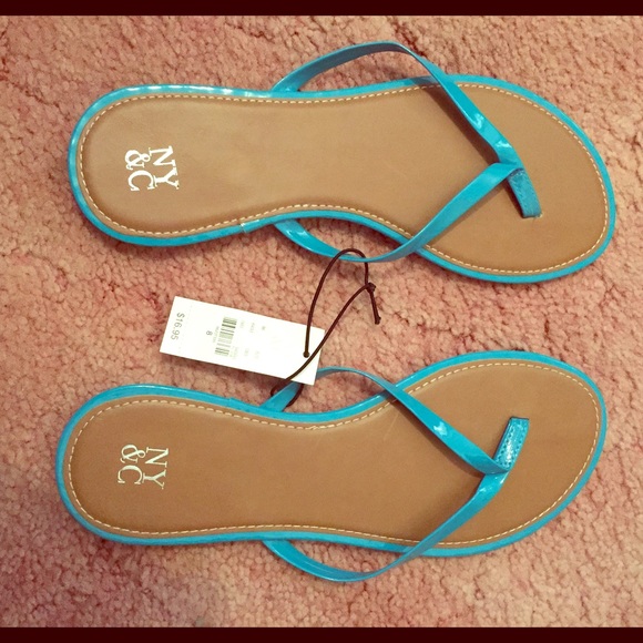 NY&co sandals