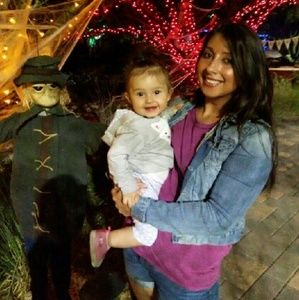 Meet your Posher, Julia