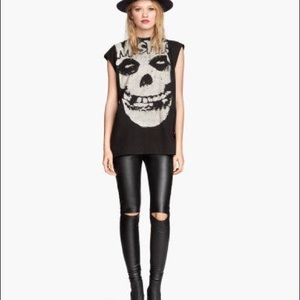 💀H&M FAUX LEATHER LEGGINGS💀
