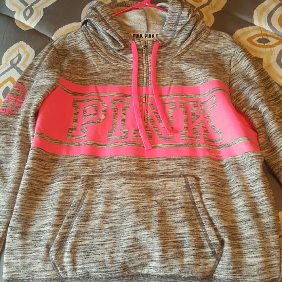 VS Half Zip
