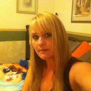 Meet your Posher, Alicia