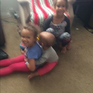 Meet your Posher, Laurie