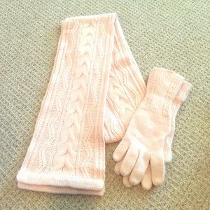 Cable Knit Cashmere Scarf with Matching Gloves