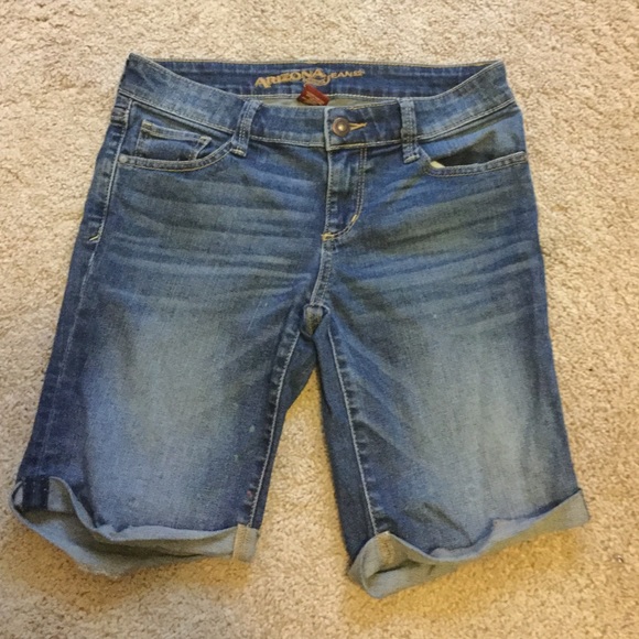 Arizona Bermuda shorts!