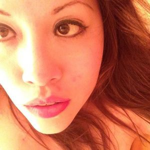 Meet your Posher, Dhalia