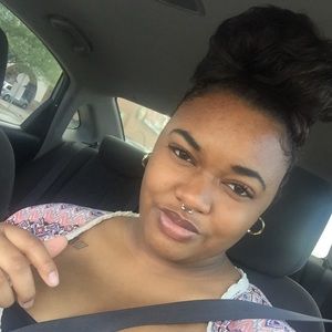 Meet your Posher, Sadie