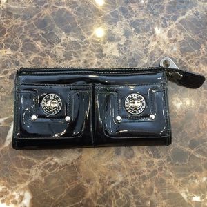 Marc by Marc Jacobs Totally Turnlock Wallet