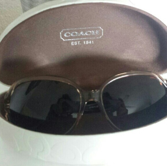 🚫SOLD🚫authentic coach sun glasses - Picture 2 of 4