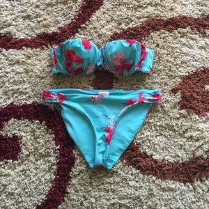H&M Hawaiian Print Bikini Set