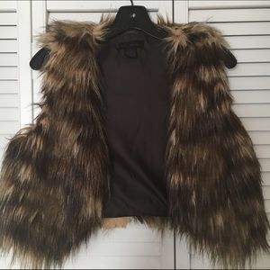 Steve Madden fur vest
