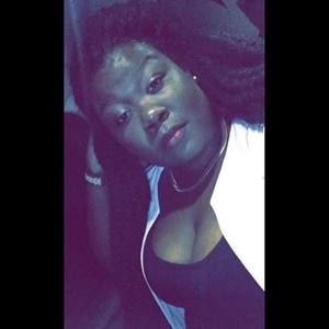 Meet your Posher, Elisa