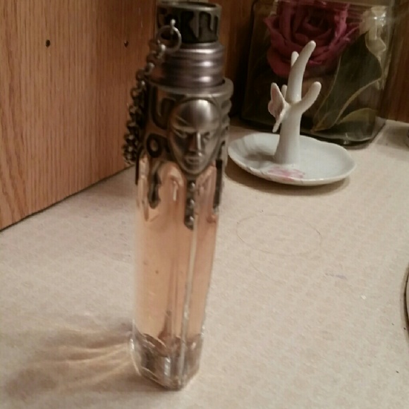 Womanity by Thierry Mugler parfum