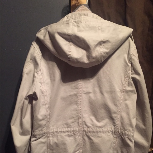 Men's Burberry Jacket - Picture 4 of 4