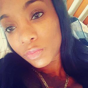 Meet your Posher, Rhonie