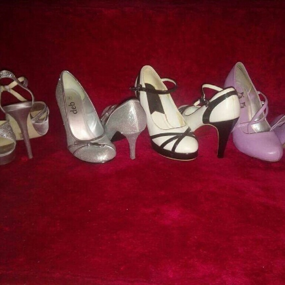 Shoes - Picture 3 of 4