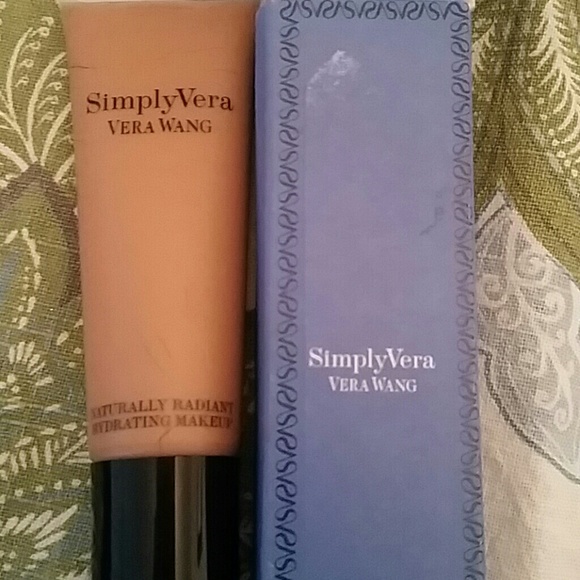 Vera Wang foundation