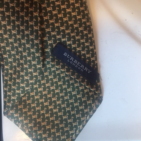 Burberry tie - Picture 2 of 4