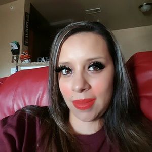 Meet your Posher, Joann