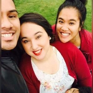 Meet your Posher, Helen