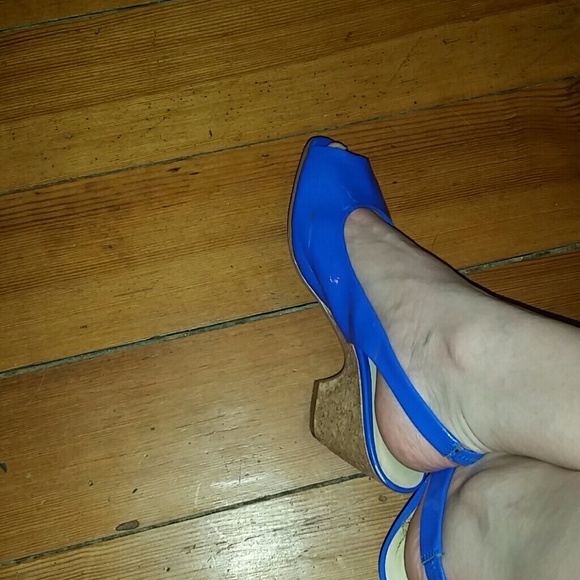 Shoes - Picture 2 of 2