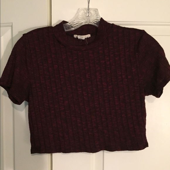 Forever 21 Tops - Ribbed Crop Top