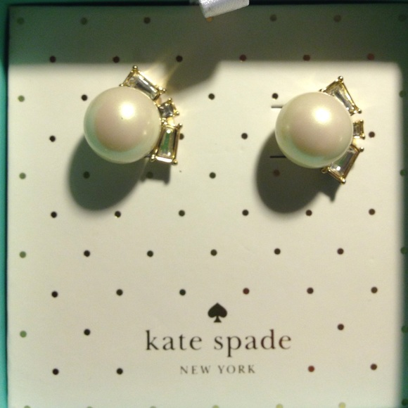 Classic earrings!