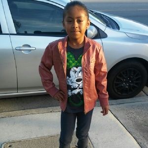 Meet your Posher, Luz