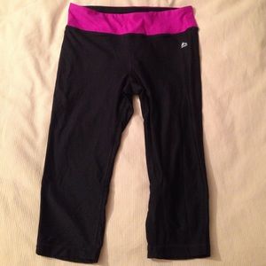 Active wear crop leggings