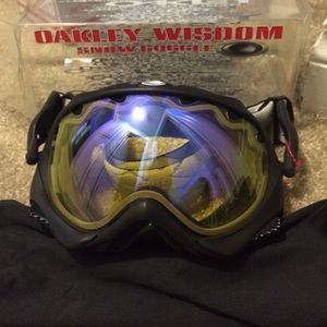 Brand New Oakley Snow Goggles