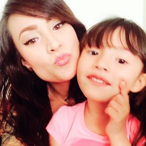 Meet your Posher, Cindy