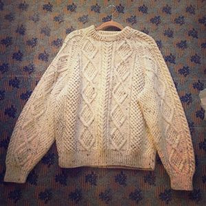 Cozy oversized vintage sweater