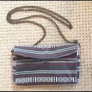 Trendy and Beachy Billabong Shoulder Bag/Clutch